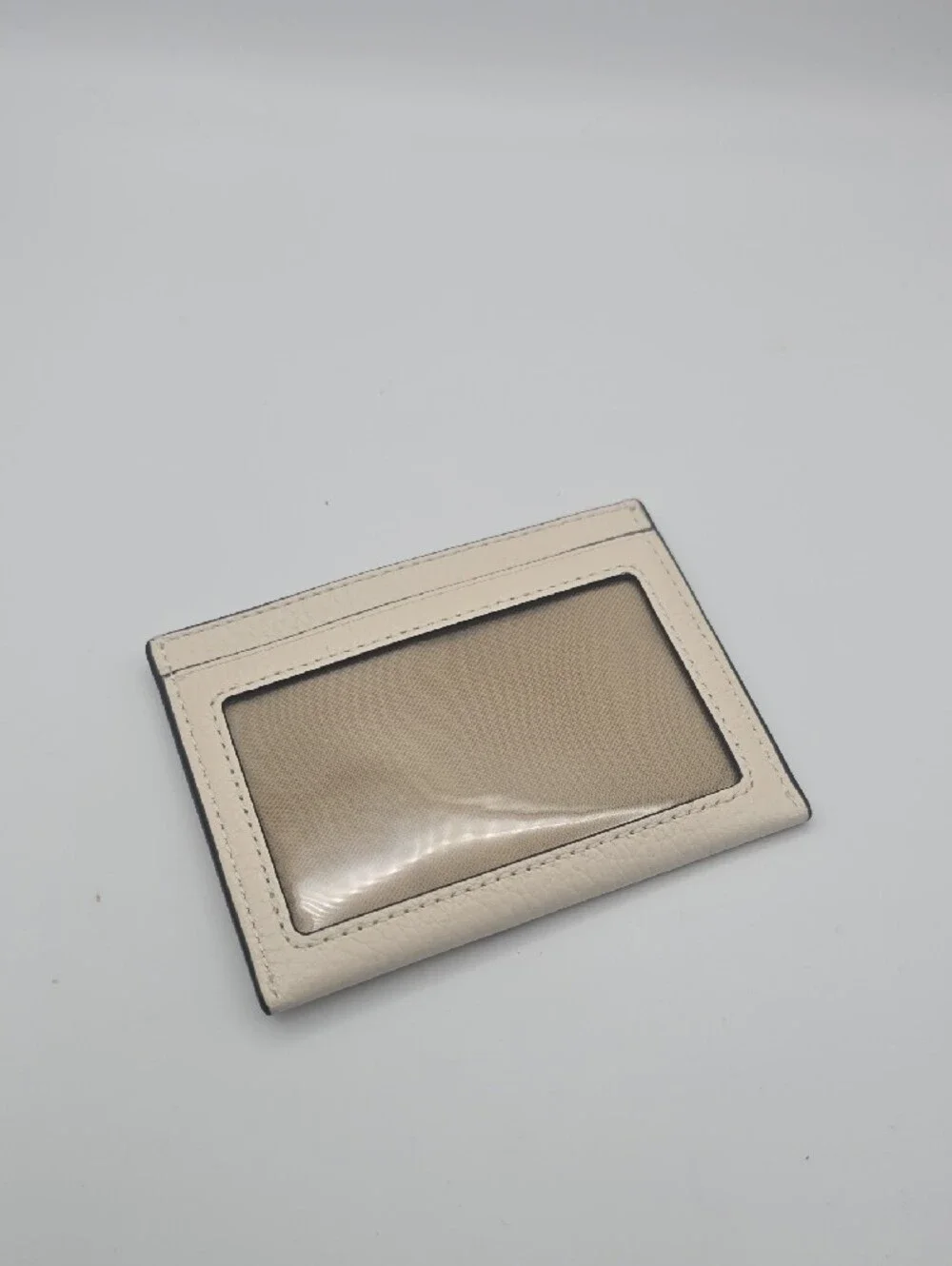 Coach Cream & Red Strawberry Logo Leather 4 Slot Card/ID Holder (NWOT)✨️🍓✨️